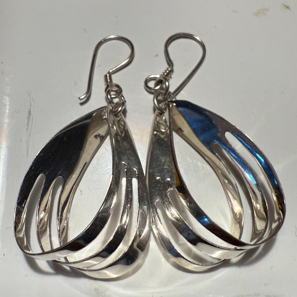 Silver earrings - Picture 3 of 4